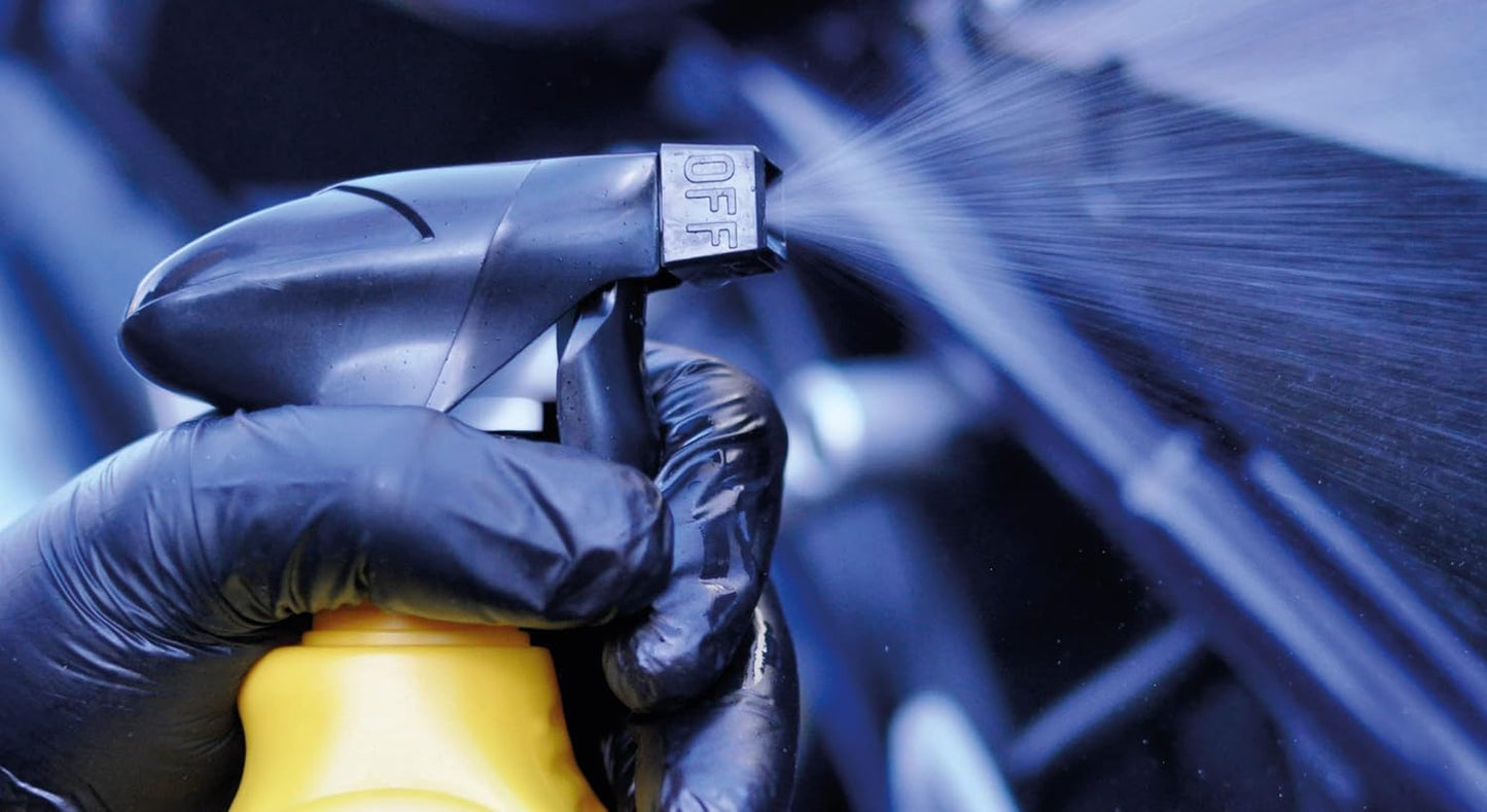 Scottoiler FS 365 Complete Bike Protector is a water-based formula that neutralises salt to prevent rust and corrosion