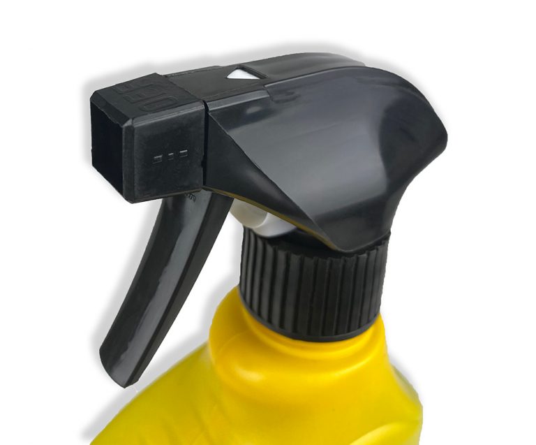 Scottoiler FS 365 Complete Bike Protector is a water-based formula that neutralises salt to prevent rust and corrosion